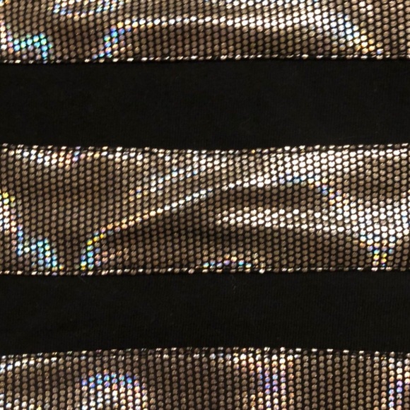 Chrome Striped Crop Top - Picture 3 of 3